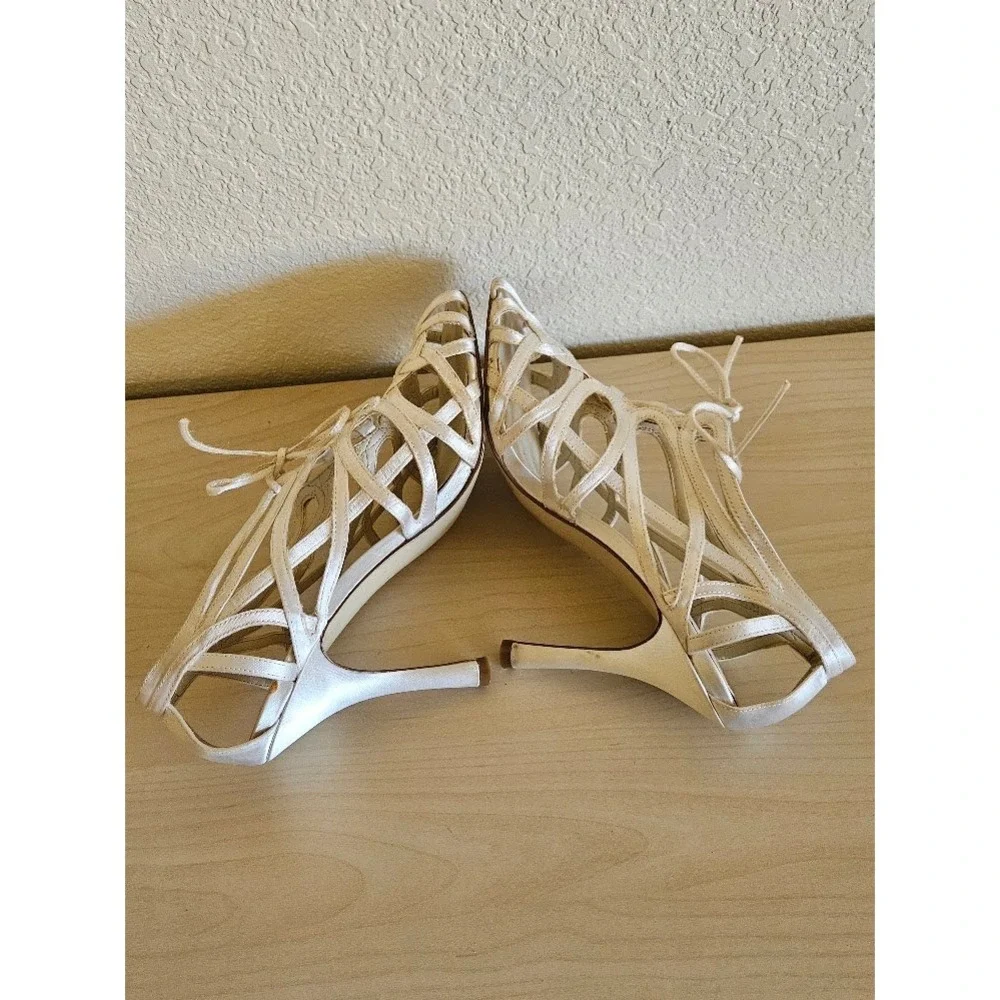 Calvin Klein Womens Cream Satin Strappy Lace Up Stiletto Heels Sandals Size 8M